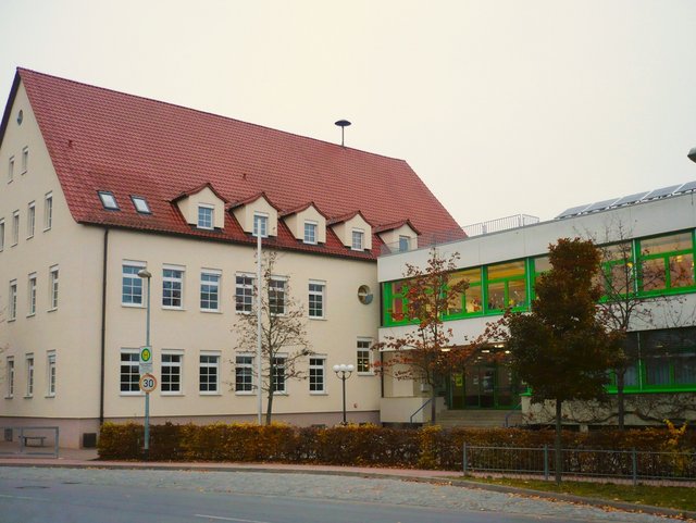 Schulhaus der Grund- und Mittelschule Sennfeld