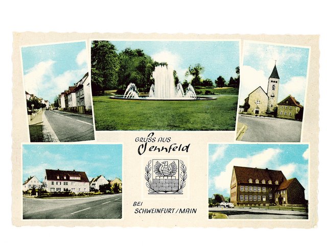 Kreuzung Gartenstraße / Gerolzhofer Straße / Springbrunnen in Schweinfurt / Evangelische Kirche mit Pfarrhaus / Kreuzung Hauptstraße / Gerolzhofer Straße / Schule um 1960